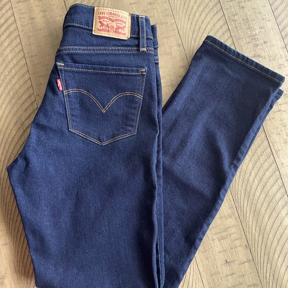 Women’s Levi’s 314 Shaping Straight W26 L30 Indigo.